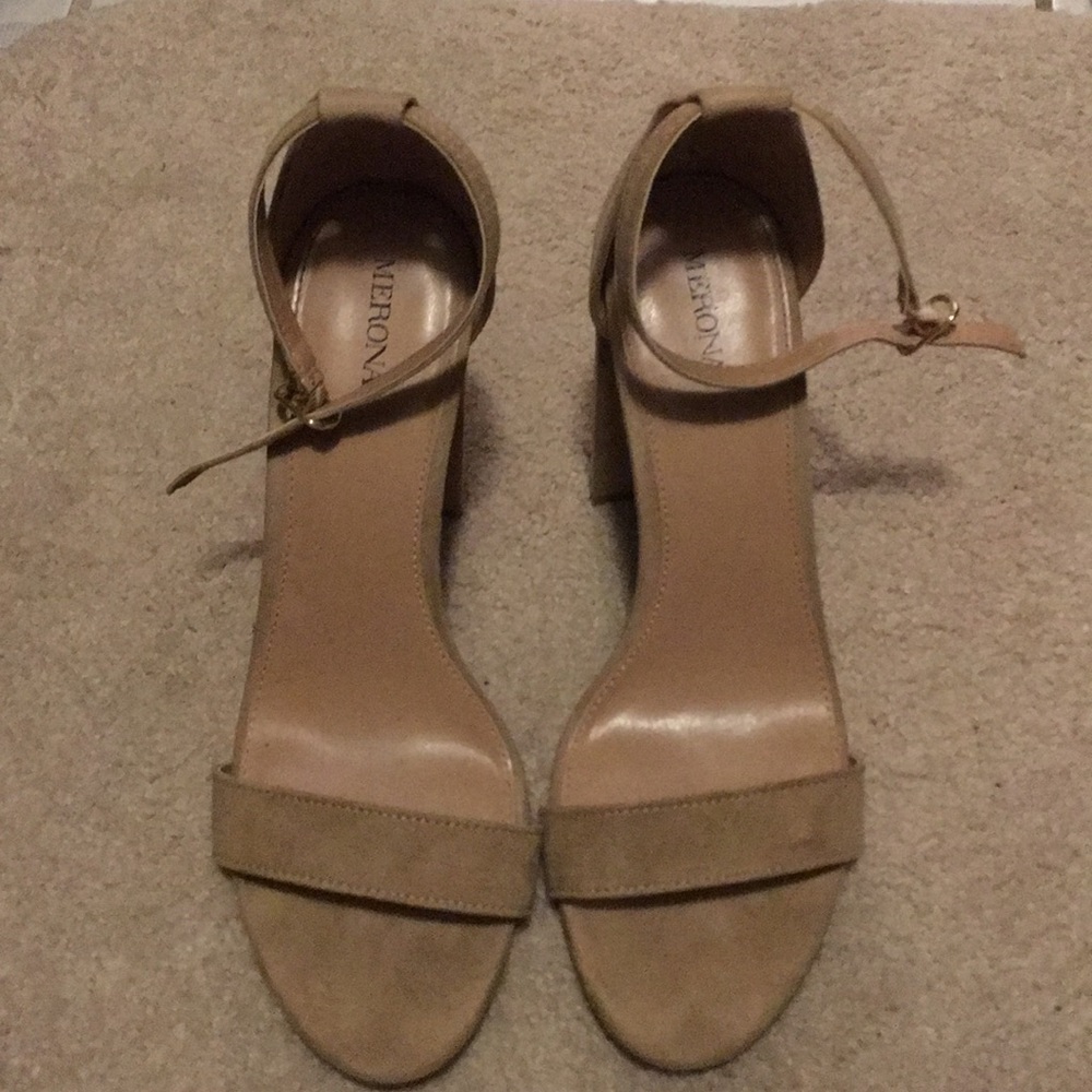 Merona tan suede heels